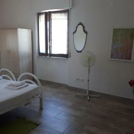 Mari Pintau Konukevi Cagliari