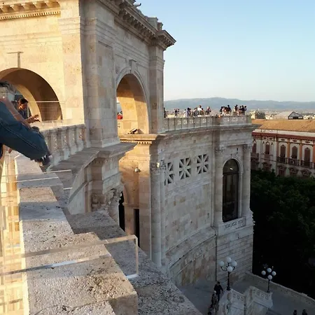 Mari Pintau בית הארחה קליארי