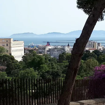 Mari Pintau 招待所 *