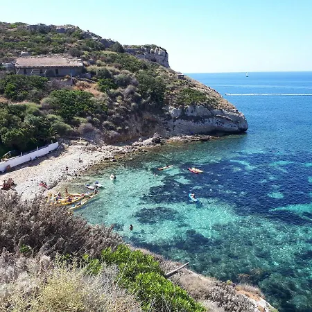 Mari Pintau 招待所